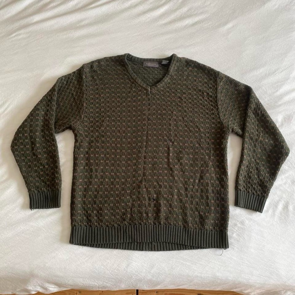 Forrest green knit long sleeve v neck sweatshirt